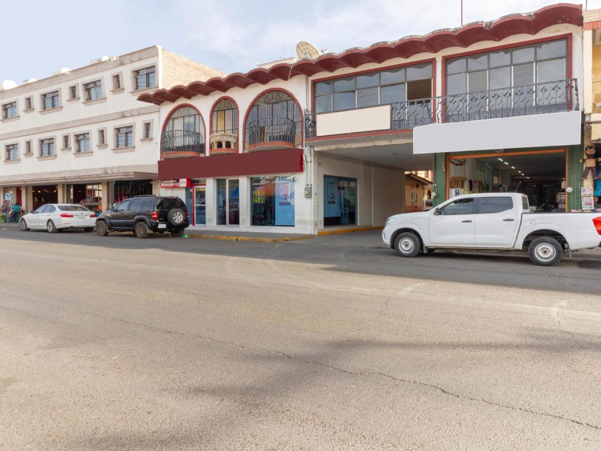 Hotel Maya Ixtlan Ixtlan del Rio エクステリア 写真